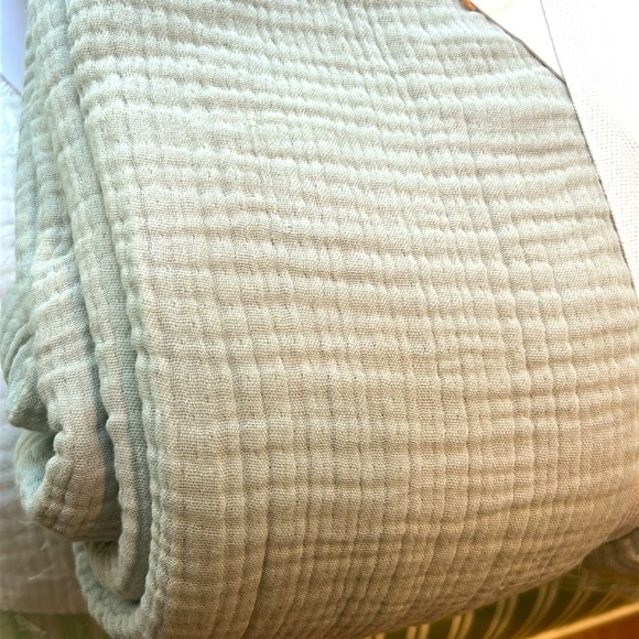 Quince Light Mist Sage Green Quilted Coverlet Blanket Organic Cotton - Picture 4 of 12
